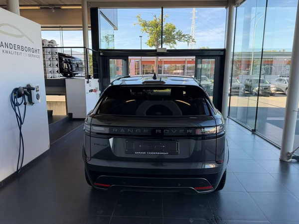 Land Rover Range Rover Velar (2026) — foto 18 van 22