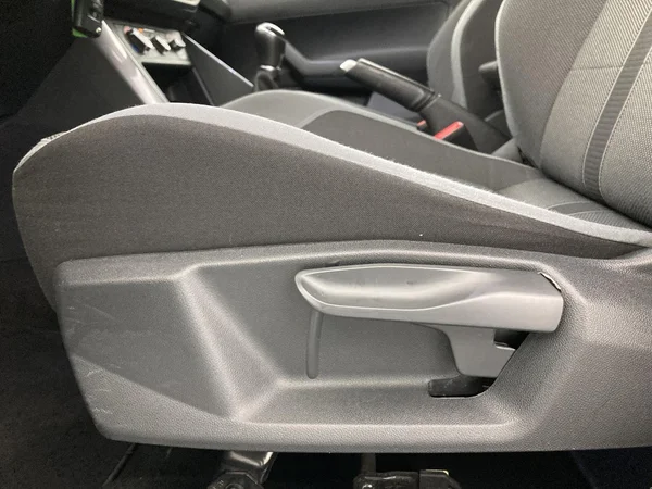 VOLKSWAGEN Polo (2021) — foto 24 van 36