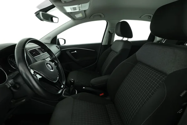 Volkswagen Polo (2016) — foto 16 van 16