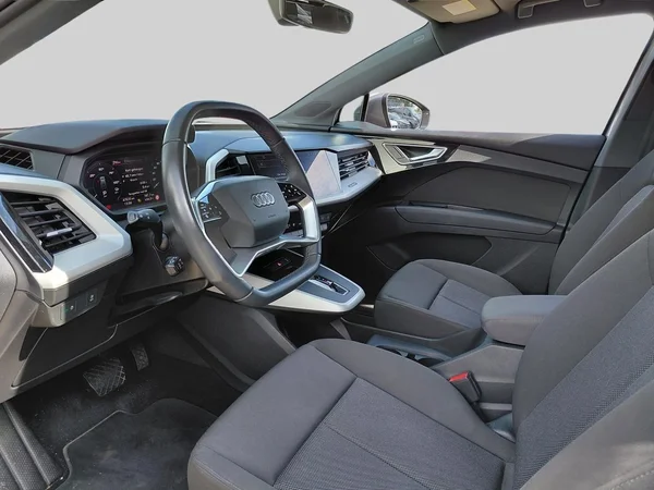 Audi Q4 e-tron (2022) — foto 8 van 31