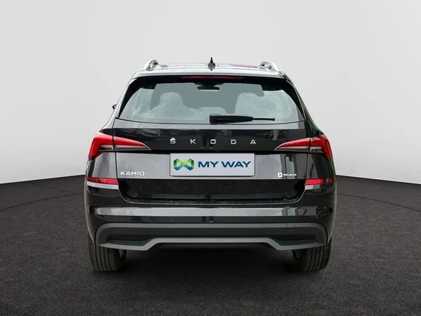 SKODA Kamiq (2023) — foto 21 van 22