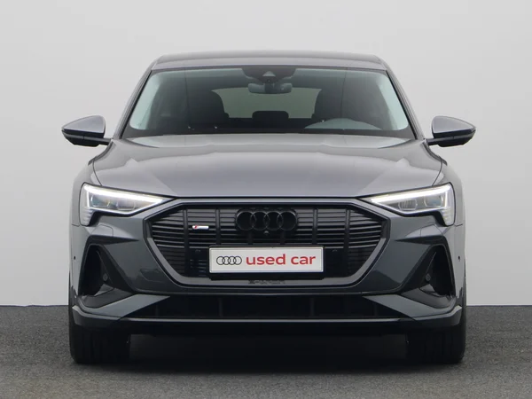 AUDI e-tron Sportback (2023) — foto 21 van 26