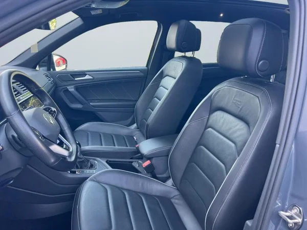 VOLKSWAGEN Tiguan (2022) — foto 7 van 29