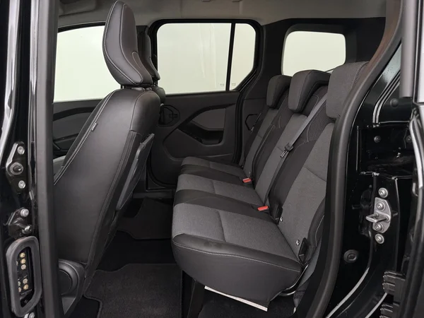 RENAULT Kangoo (2025) — foto 5 van 28
