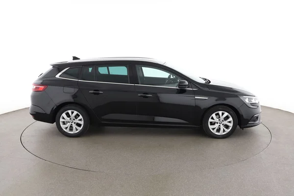 Renault Megane (2019) — foto 13 van 16