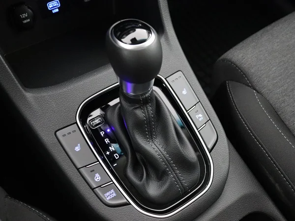 HYUNDAI i30 (2024) — foto 4 van 26