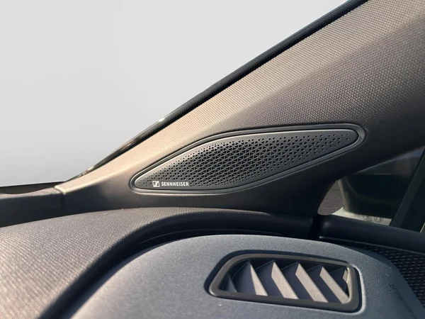 CUPRA Tavascan (2026) — foto 7 van 16