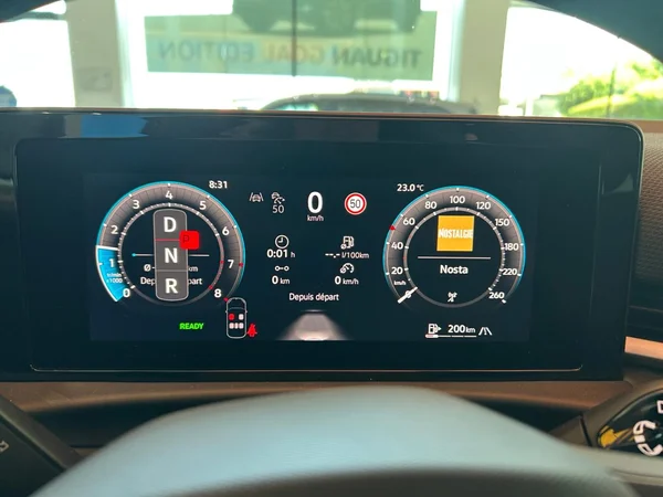 VOLKSWAGEN T-Roc (2026) — foto 6 van 24