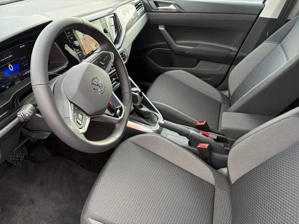 VOLKSWAGEN Taigo (2026) — foto 24 van 24