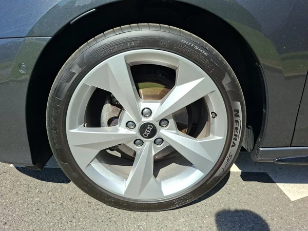 AUDI A3 Sportback (2025) — foto 16 van 24