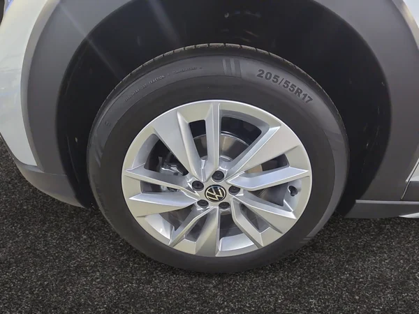 VOLKSWAGEN Taigo (2026) — foto 5 van 24