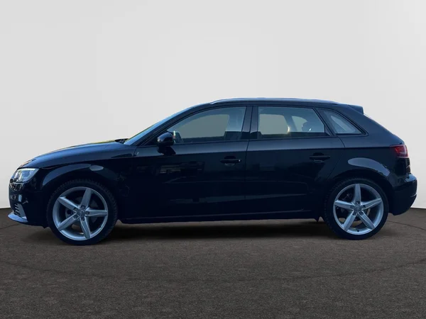 AUDI A3 Sportback (2019) — foto 12 van 24