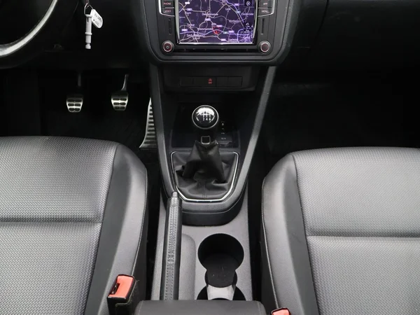 Volkswagen Caddy (2018) — foto 18 van 28