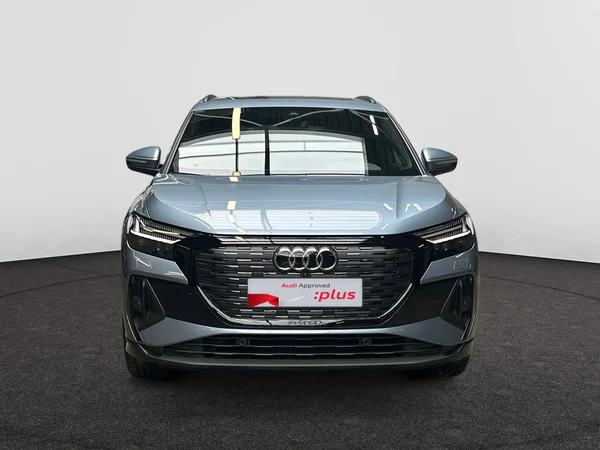 AUDI Q4 e-tron (2025) — foto 14 van 16