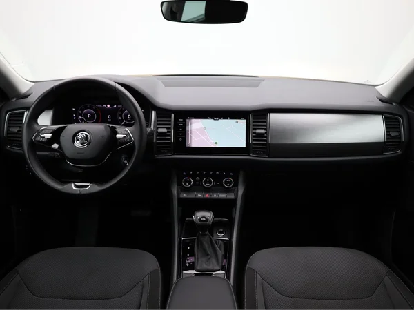 SKODA Kodiaq (2021) — foto 2 van 25