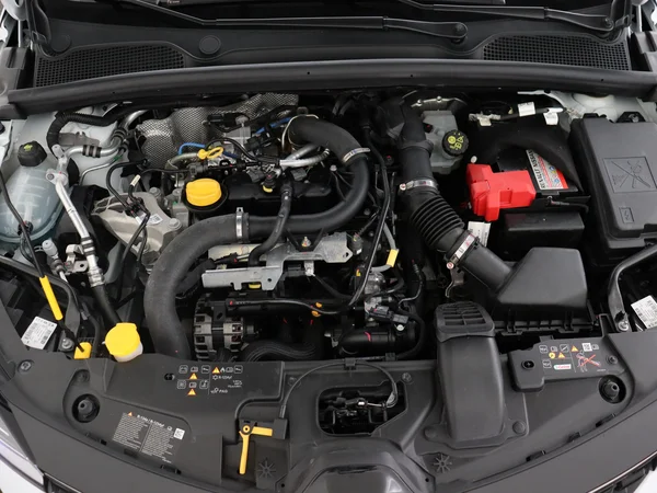RENAULT Clio (2025) — foto 6 van 27