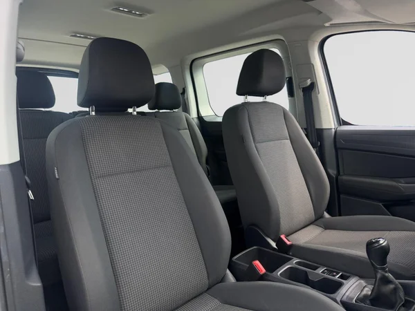 VOLKSWAGEN Caddy Maxi Dsl (2024) — foto 8 van 21
