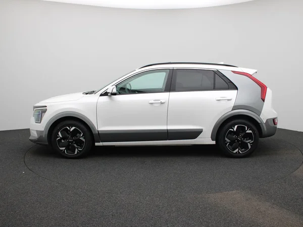 Kia Niro (2024) — foto 34 van 49