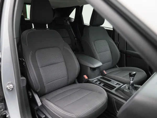 Ford Kuga (2022) — foto 31 van 41