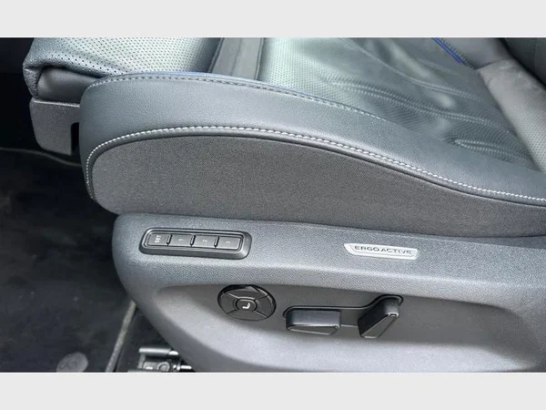 VOLKSWAGEN Tayron eHybrid (2025) — foto 15 van 24