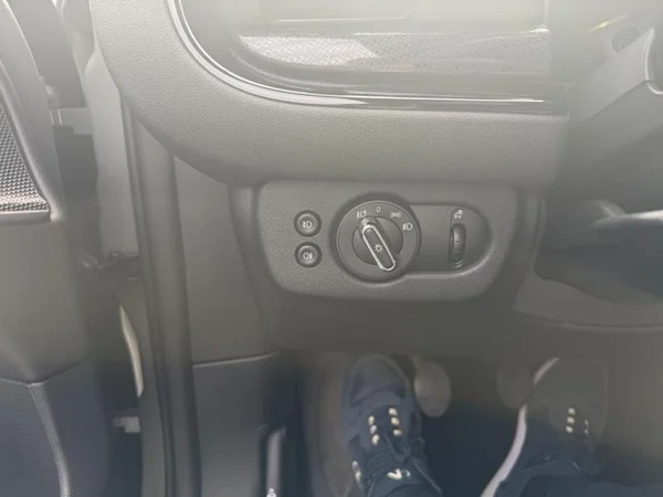 MINI Mini Clubman (F54 LCI) (2022) — foto 15 van 22