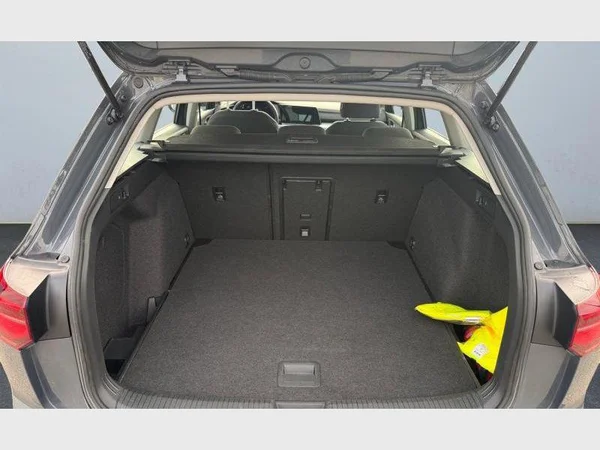 Volkswagen Golf Variant VIII (2023) — foto 22 van 23