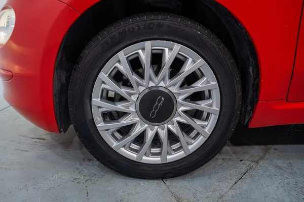 Fiat 500 (2019) — foto 2 van 50