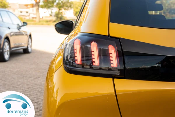 Peugeot 208 (2021) — foto 29 van 31