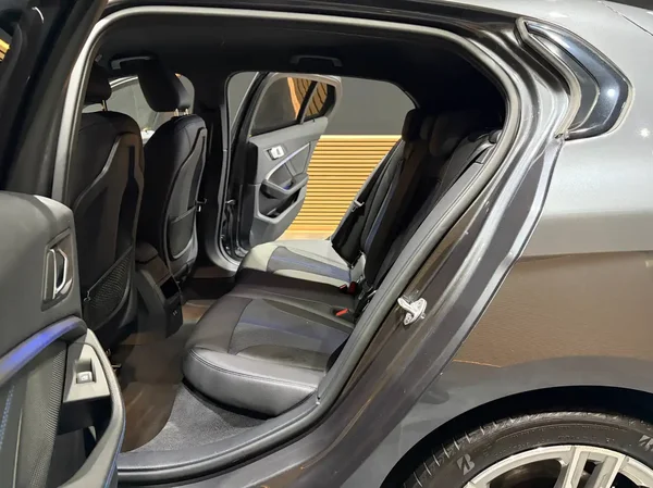Bmw 116 (2020) — foto 13 van 25