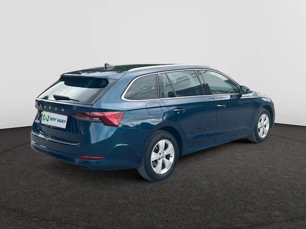 SKODA Octavia Combi (2023) — foto 11 van 18