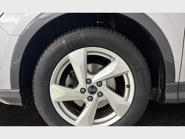 Audi Q3 (2022) — foto 23 van 24