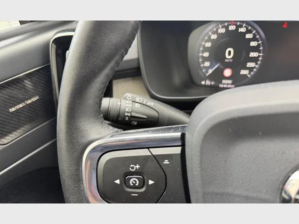 Volvo XC40 (2020) — foto 4 van 27