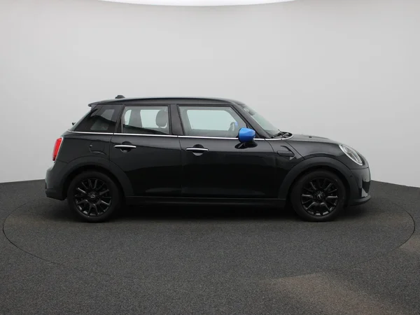 MINI One (2022) — foto 32 van 34