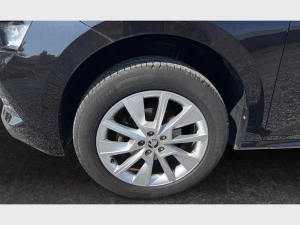 Skoda Kamiq (2022) — foto 22 van 29