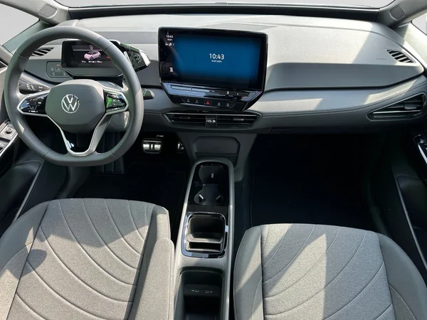 VOLKSWAGEN ID.3 (2024) — foto 2 van 24
