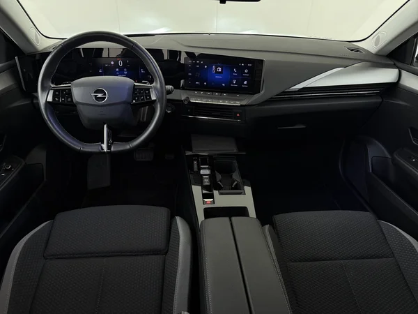 OPEL Astra (2023) — foto 28 van 28