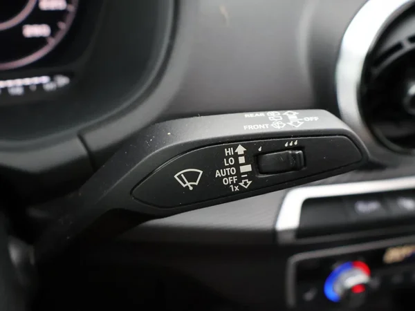 Audi Q2 (2022) — foto 6 van 29