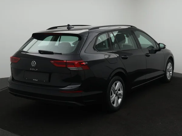 VOLKSWAGEN Golf VIII SW (2022) — foto 12 van 23
