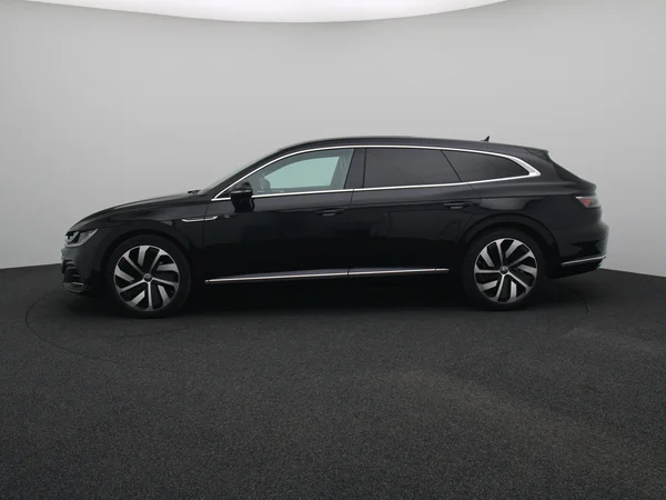 VOLKSWAGEN Arteon Shooting Brake (2024) — foto 2 van 17