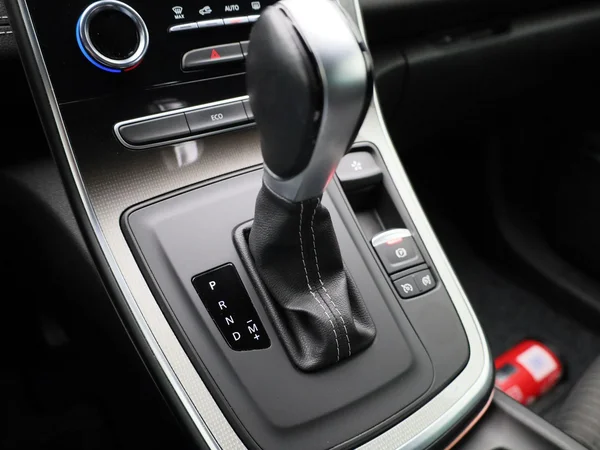 Renault Grand Scénic (2023) — foto 21 van 39