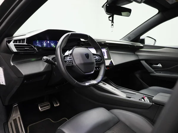 Peugeot 408 (2023) — foto 29 van 47