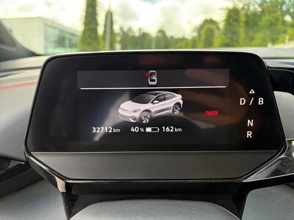 VOLKSWAGEN ID.5 (2024) — foto 6 van 24