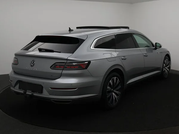 VOLKSWAGEN Arteon Shooting Brake eHybrid (2022) — foto 6 van 18
