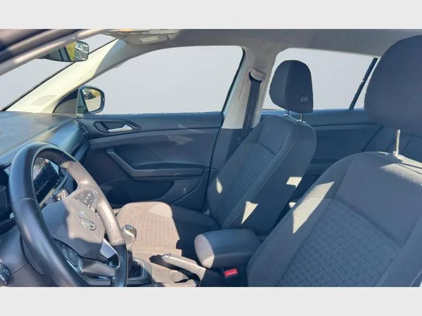Volkswagen T-Cross (2023) — foto 23 van 23