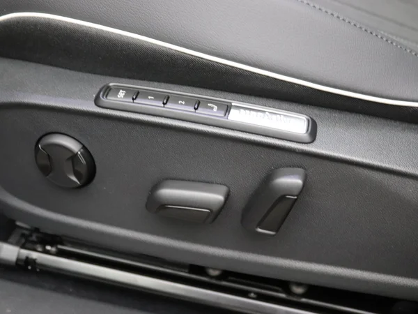 VOLKSWAGEN ID.4 (2024) — foto 24 van 31
