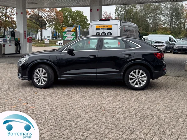 Audi Q3 (2022) — foto 45 van 55
