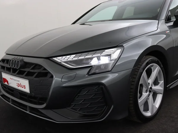 AUDI A3 Sportback (2025) — foto 8 van 18