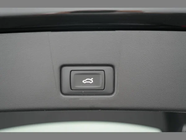 AUDI Q4 Sportback e-tron (2023) — foto 5 van 23