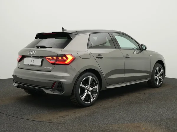 AUDI A1 Sportback (2025) — foto 12 van 21