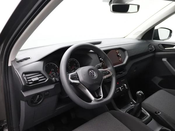 VOLKSWAGEN T-Cross (2020) — foto 14 van 16